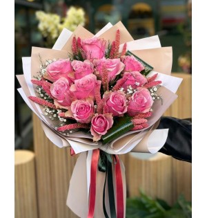 11 Pembe Güllü Buket